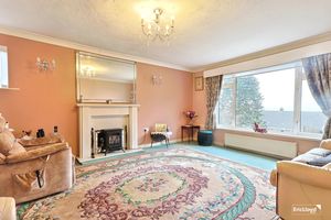 Photo 9- click for photo gallery